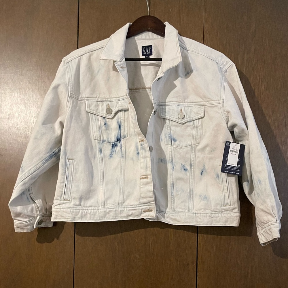 NWT GAP Women’s Size XXL cropped tie dye denim jacket - Picture 3 of 7